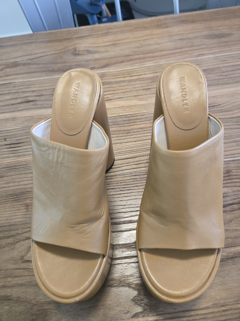 Wandler Women's Electra Leather Platform Mules Size 38 US 8 Beige - Picture 4 of 13